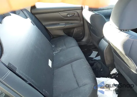 2018 Nissan Altima 2.5 S z USA, uszkodzony, nr VIN 1N4AL3AP3JC129400